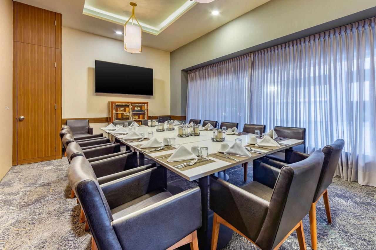 Quality Inn Chihuahua San Francisco Екстер'єр фото