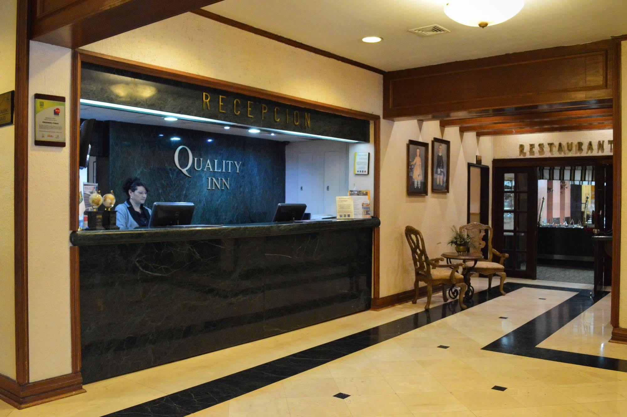 Quality Inn Chihuahua San Francisco Екстер'єр фото